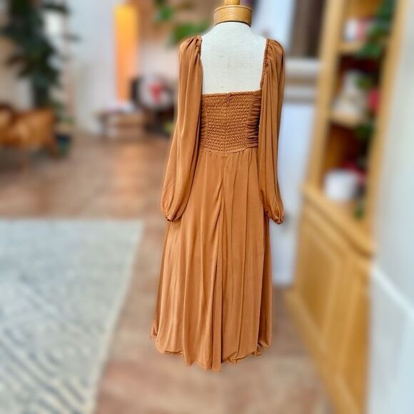 The Westside Vivian Size small. Gorgeous flowing with rouching side pock… - Picture 7 of 11